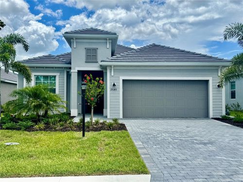 19140 Cherrystone Way, LAKEWOOD RANCH, FL, 34211-5904 | Card Image