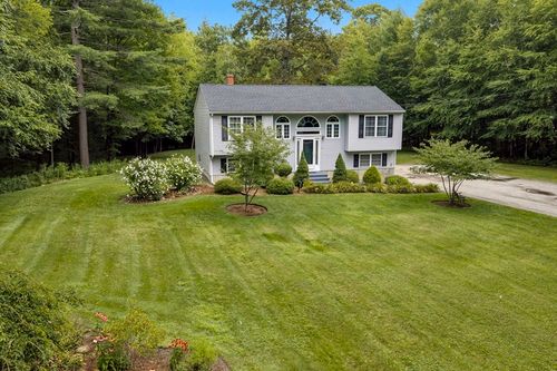 3 Laurel St, Hubbardston, MA, 01452-1668 | Card Image