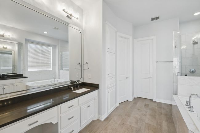 2023 Crockett Cir, House other with 4 bedrooms, 4 bathrooms and null parking in Irving TX | Image 18