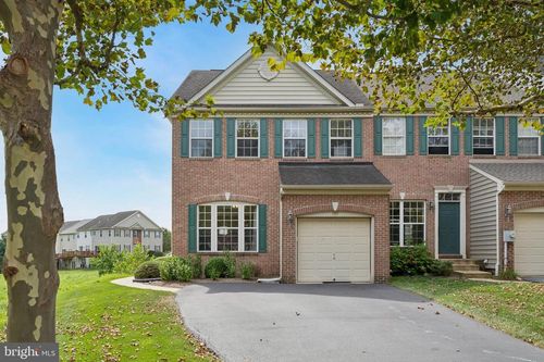 190 Penns Manor Dr, KENNETT SQUARE, PA, 19348-4713 | Card Image