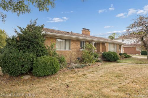 33920 Mulvey, Fraser, MI, 48026-1951 | Card Image