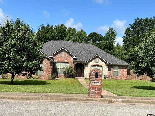 104 Penbrook St, Henderson, TX, 75654-3746 | Card Image