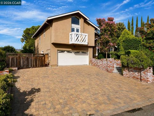 1325 New Hampshire Dr, Concord, CA, 94521-3804 | Card Image
