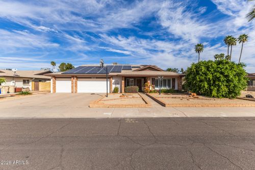 5222 W Las Palmaritas Dr, Glendale, AZ, 85302-6220 | Card Image