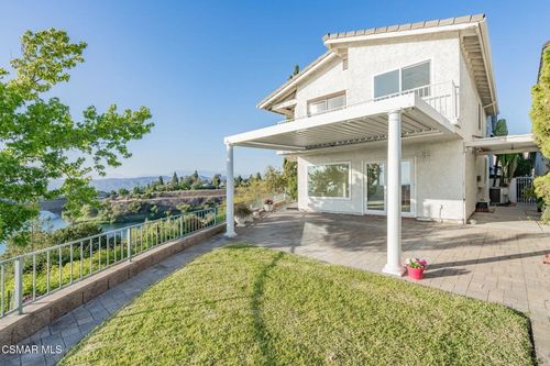 7051 E Scenic Cir, Anaheim, CA, 92807-4525 | Card Image