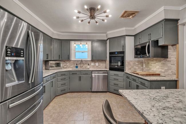 7410 W Fm 818, House other with 3 bedrooms, 3 bathrooms and 5 parking in Big Spring TX | Image 11