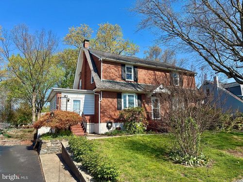 951 Grosstown Rd, STOWE, PA, 19464-6123 | Card Image