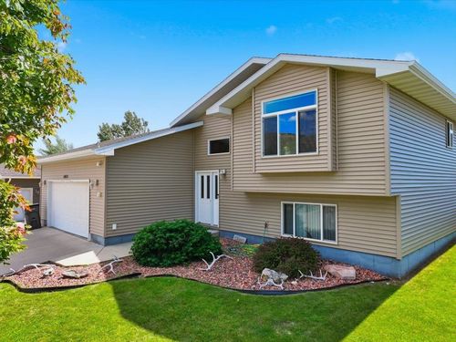 14675 Telluride St, Summerset, SD, 57769-6205 | Card Image