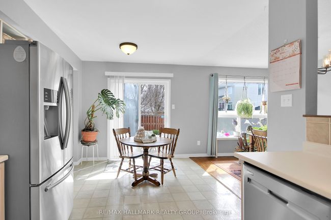 37 Sutcliffe Terr, House attached with 3 bedrooms, 3 bathrooms and 2 parking in Nepean ON | Image 7