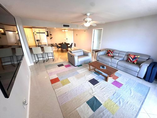 313-1 Las Olas Cir, Fort Lauderdale, FL, 33316-1604 | Card Image