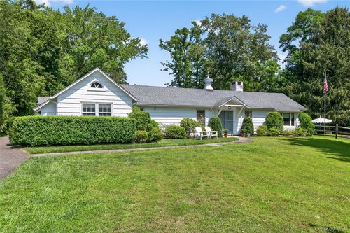 760 Chicken Valley Rd, Locust Valley, NY, 11560-2605 | Card Image