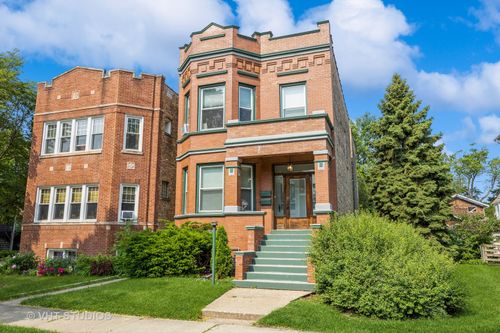 945 Elgin Ave, Forest Park, IL, 60130-2979 | Card Image