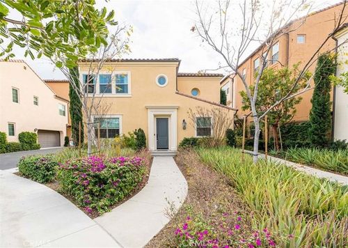 186 Milky Way, Irvine, CA, 92618-8889 | Card Image