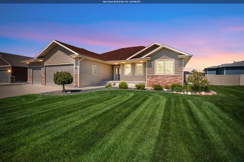 1505 Rockwell Trl, Vermillion, SD, 57069-7053 | Card Image