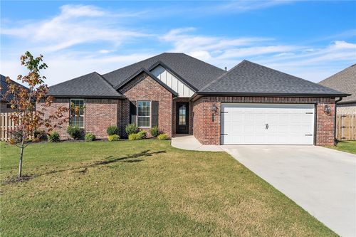 2401 Abbott Ln, Pea Ridge, AR, 72751-5045 | Card Image