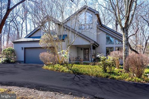 66 Brookville Hollow Rd, Stockton, NJ, 08559-2006 | Card Image