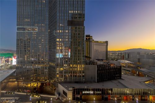1101-3722 Las Vegas Blvd S, Las Vegas, NV, 89158-4310 | Card Image