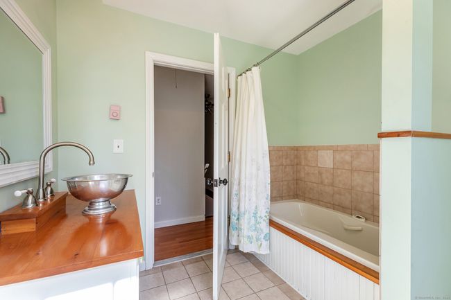 76 South Rd, House other with 3 bedrooms, 3 bathrooms and null parking in Kent CT | Image 28