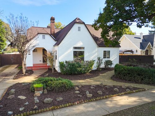 845 Olive St, Yuba City, CA, 95991-3952 | Card Image