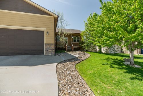 1137 Wahl St, Dickinson, ND, 58601-5026 | Card Image
