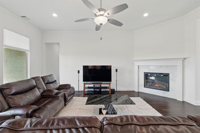 621 Cimarron Meadows Dr, House other with 4 bedrooms, 2 bathrooms and null parking in Waxahachie TX | Image 18
