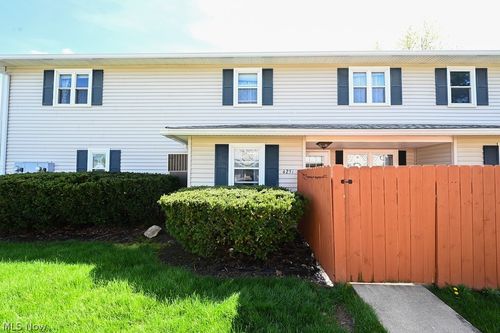 4251 Regal Ave, Brunswick, OH, 44212-2960 | Card Image
