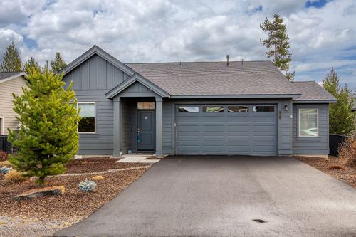 51952 Settler Dr, La Pine, OR, 97739-8995 | Card Image