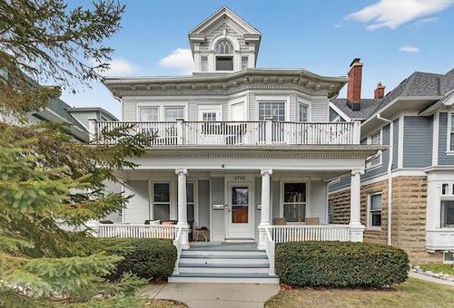 2747-2745 N Farwell Avenue, Milwaukee, WI, 53211 | Card Image