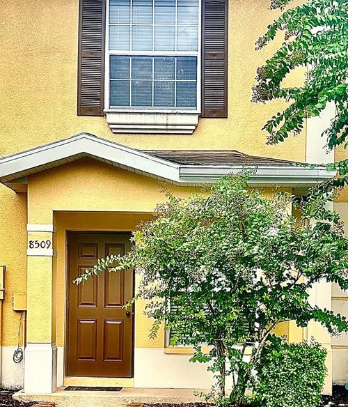 8509 Gablebend Way, TAMPA, FL, 33647-3482 | Card Image