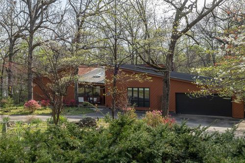 2700 N Rosewood Dr, Fayetteville, AR, 72703-3536 | Card Image