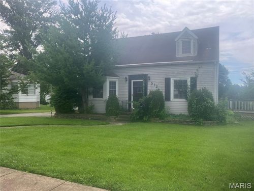 512 W Legion Avenue, Columbia, IL, 62236 | Card Image