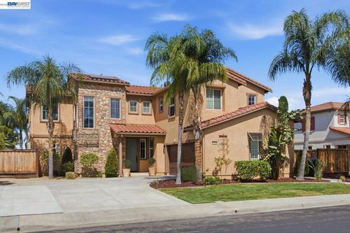 1172 Pimento Dr, Brentwood, CA, 94513-2332 | Card Image
