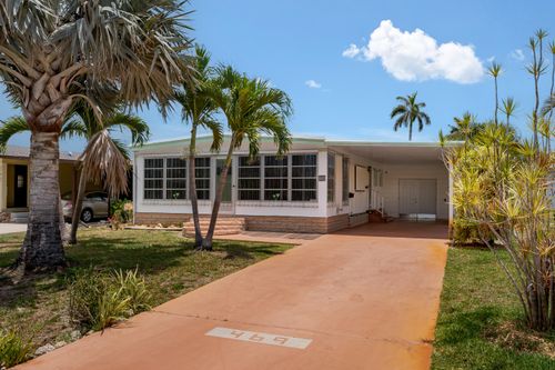 469 Riviera Blvd W, NAPLES, FL, 34112-9107 | Card Image
