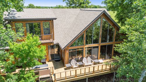 69125 E 252 Rd, Wyandotte, OK, 74370-3352 | Card Image