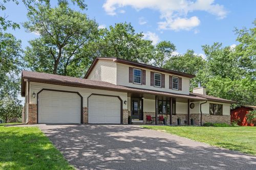 11400 Goldenrod St Nw, Coon Rapids, MN, 55448-2459 | Card Image