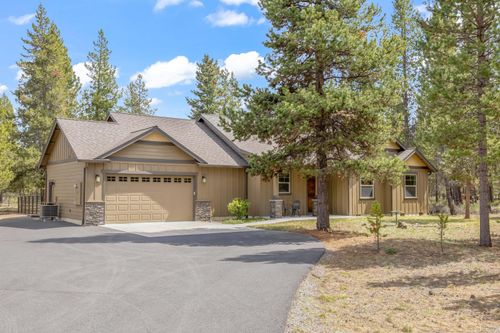 55130 Prong Horn Dr, Bend, OR, 97707-2610 | Card Image