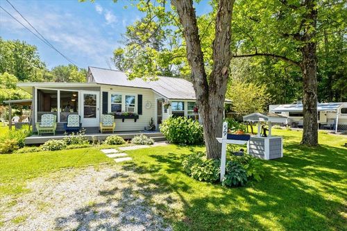 59 Campano Dr, Georgia, VT, 05478-3052 | Card Image