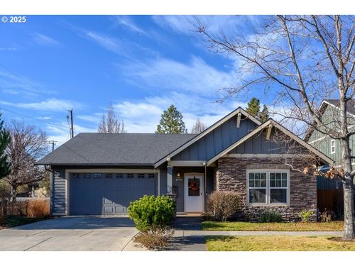 61701 Darla Pl, Bend, OR, 97702-9581 | Card Image