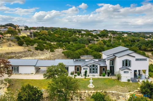 142 Wizard Way, Spring Branch, TX, 78070-5524 | Card Image