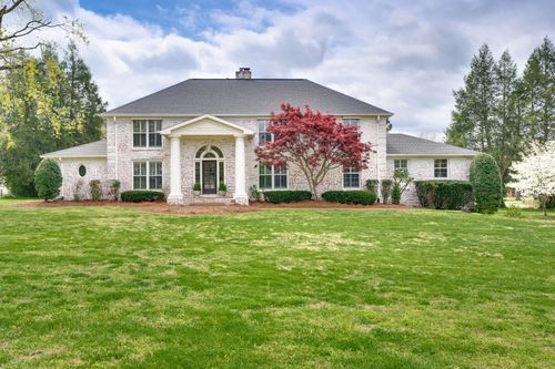 1937 Shamrock Dr, Brentwood, TN, 37027-4845 | Card Image