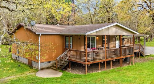 360 Lamont Way, Cave Junction, OR, 97523-9300 | Card Image