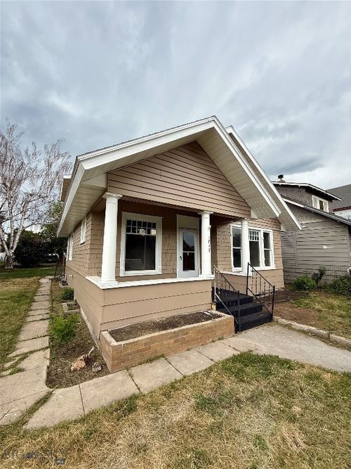 1717 Lowell Ave, Butte, MT, 59701-5422 | Card Image