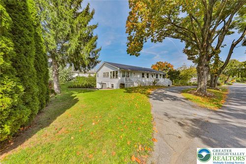 1702 N 17th St, Allentown, PA, 18104-9712 | Card Image