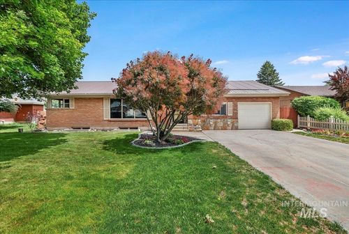 2011 Schodde Ave, Burley, ID, 83318-2238 | Card Image