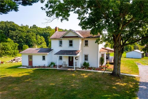 337 Echo Valley Rd, New Galilee, PA, 16141-2713 | Card Image