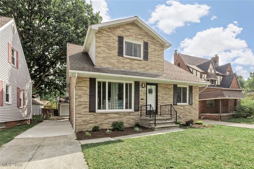25170 Chatworth Dr, Euclid, OH, 44117-1836 | Card Image