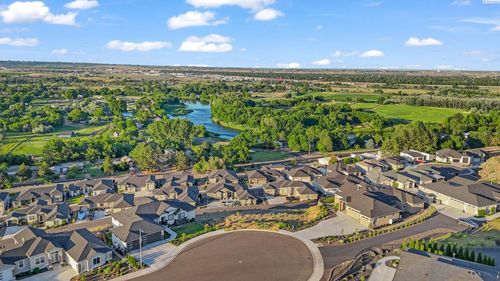 3560 Orchard St, West Richland, WA, 99353-5181 | Card Image