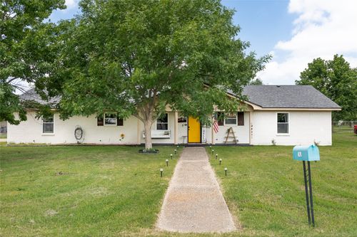 104 Sherry Lynn Dr, China Spring, TX, 76633-2963 | Card Image