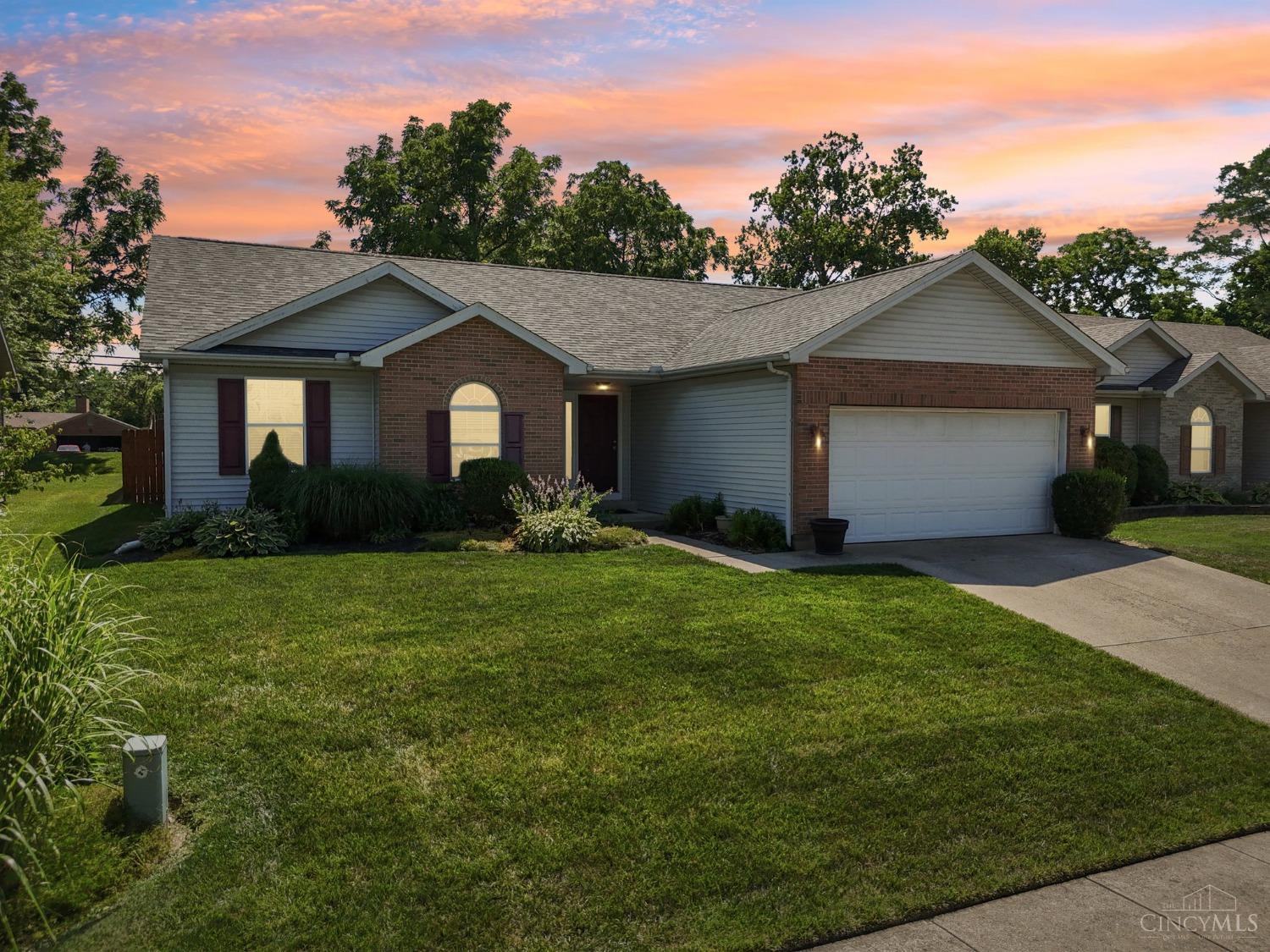 Woodside Dr, Wilmington, OH 45177