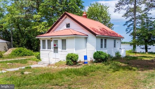 27992 Possum Point Rd, MILLSBORO, DE, 19966-4235 | Card Image